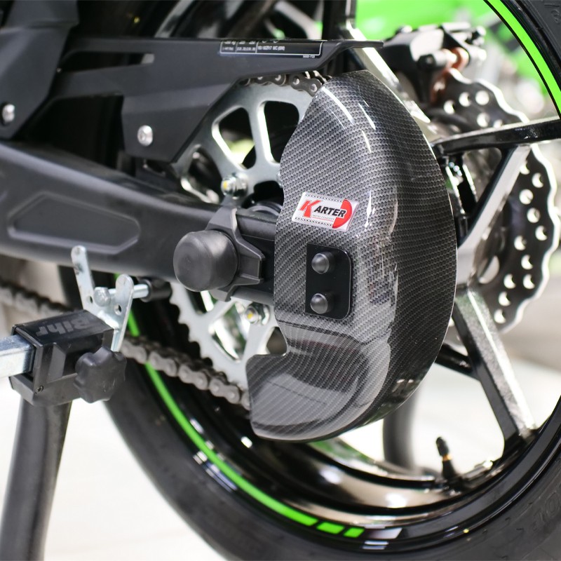 KAWASAKI NINJA 650 - Carter de chaine Look Carbone Brillant